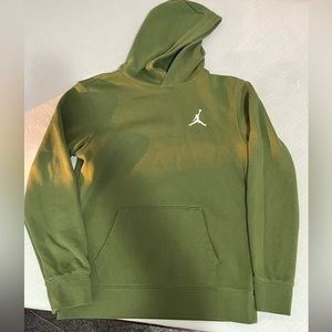 Green Jordan Hoodie (KIDS) size XL